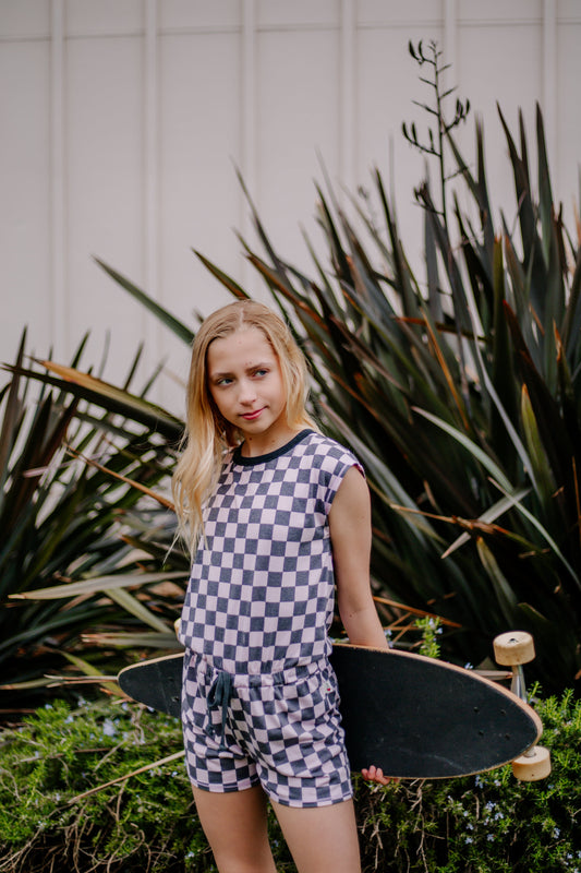 Sleeveless Romper (Checker Pattern)