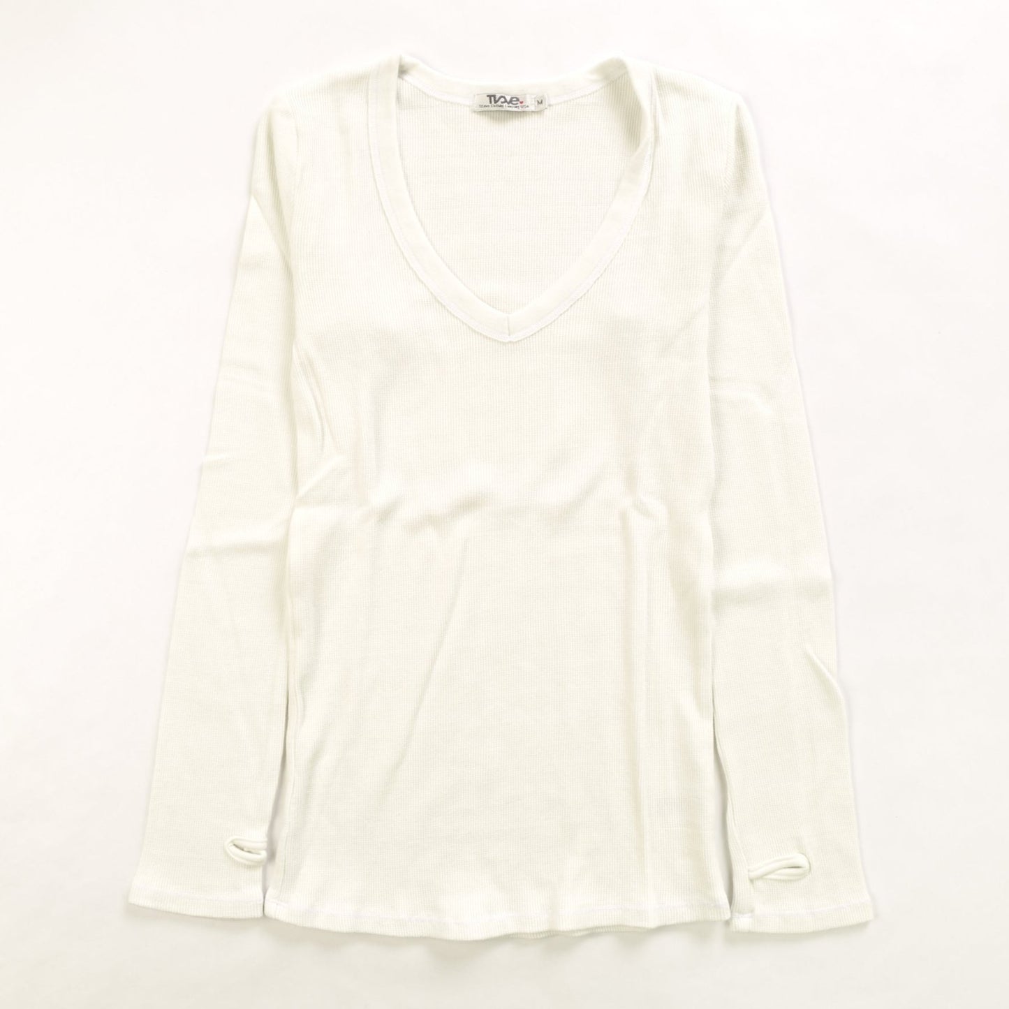 women's winter white thermal fabric v-neck shirt with long sleeves and thumbholes at the end