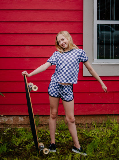 Runner Shorts (Checker Pattern)