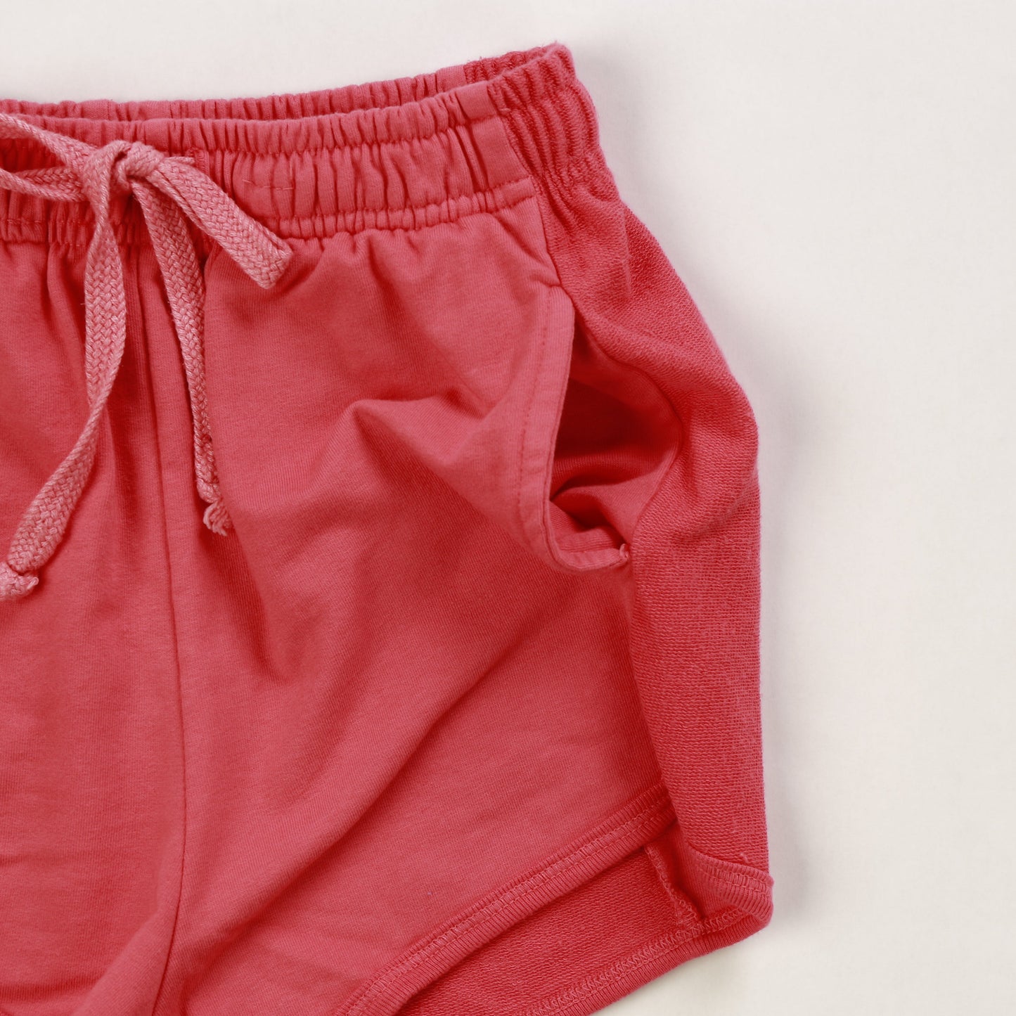 Sporty Contrast Pocket Shorts